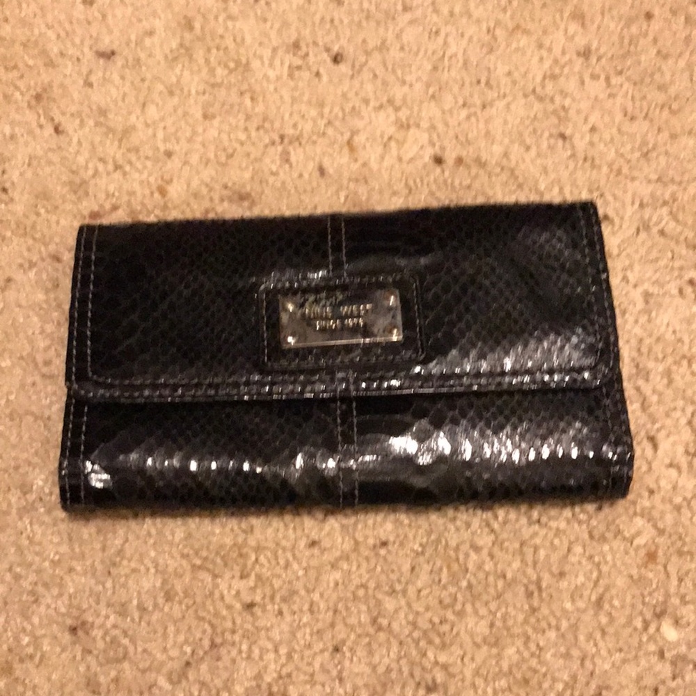 Nine West wallet